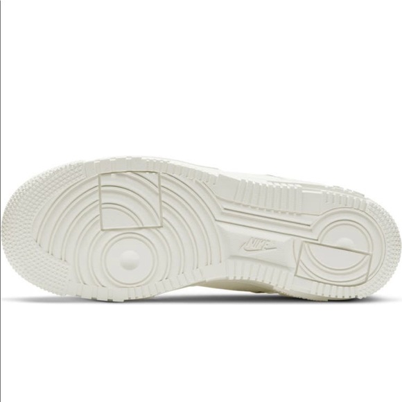 Nike Air Force 1 Pixel SE Sneaker Limited Edition - Picture 4 of 6